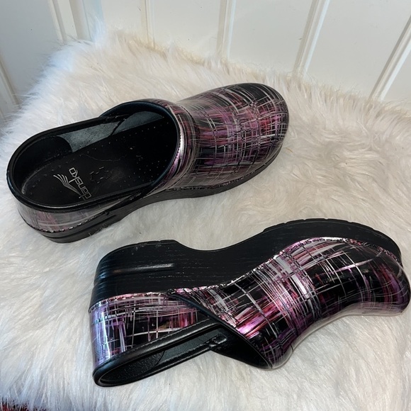 DANSKO leather clog shiny purple crosshatch Size 37 US 6.5 nursing comfort - Picture 10 of 14